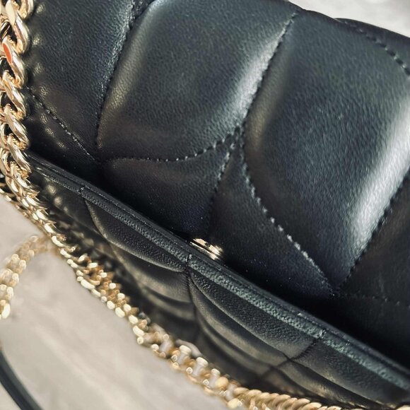 MICHAEL KORS Sloan Black Quilted Leather Shoulder Bag with Gold Chain Strap - Picture 4 of 10